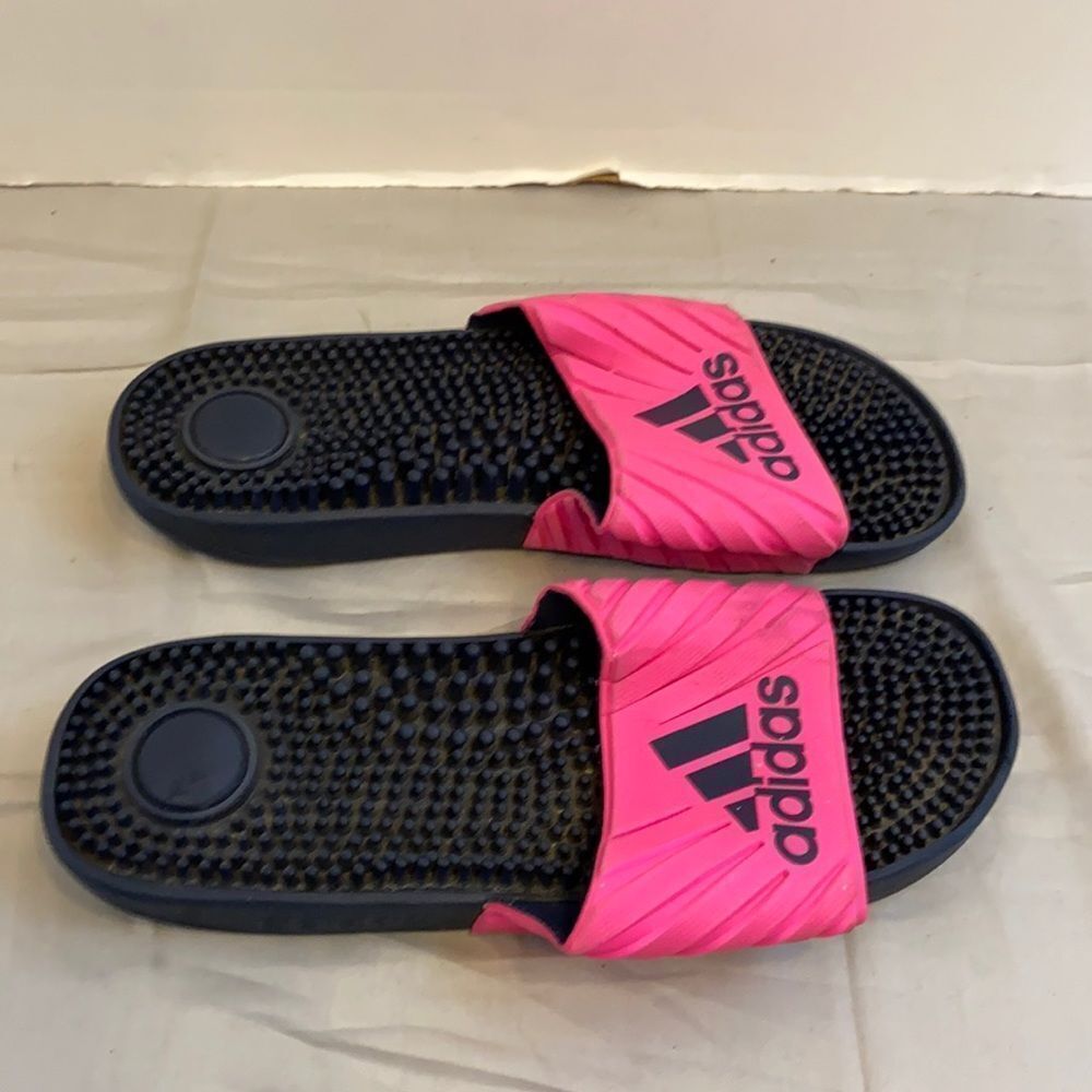 Adidas soccer massage slip on sandals flip flops adjustable us 8/9 pink